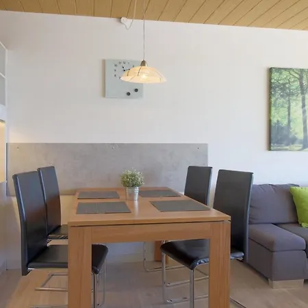 225 * Хоегайс